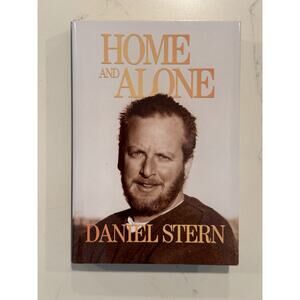 Daniel Stern Signed Home And Alone Book AUTOGRAPHED Home Alone COA